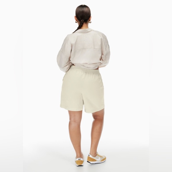 Aritzia Wilfred Free Nova 7" Short - Picture 3 of 3